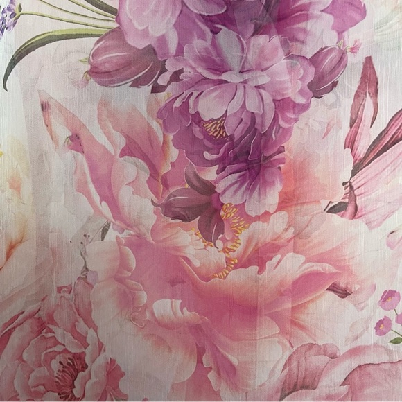 Rococo Sand Chiffon Blouse - Picture 9 of 9